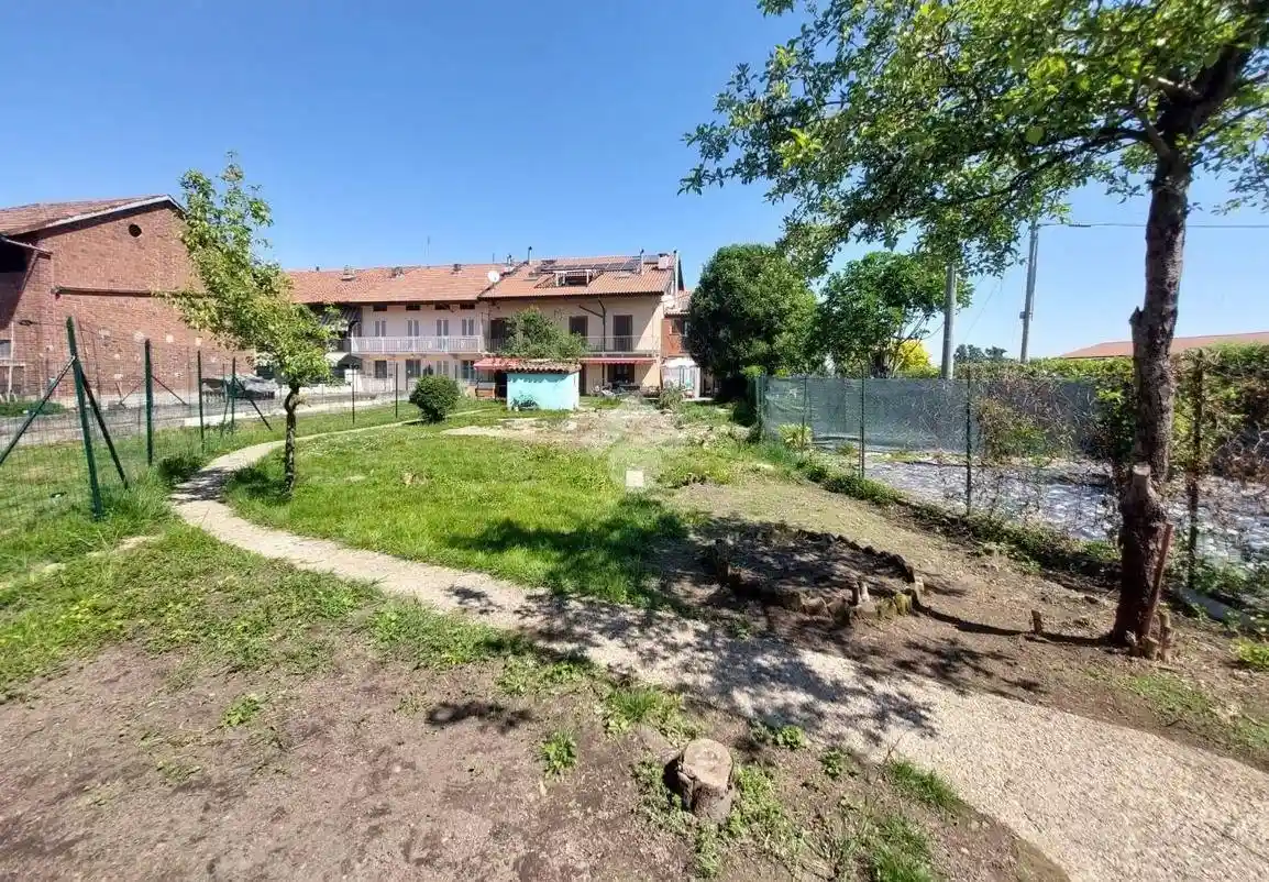 Villa in vendita a San Francesco al Campo
