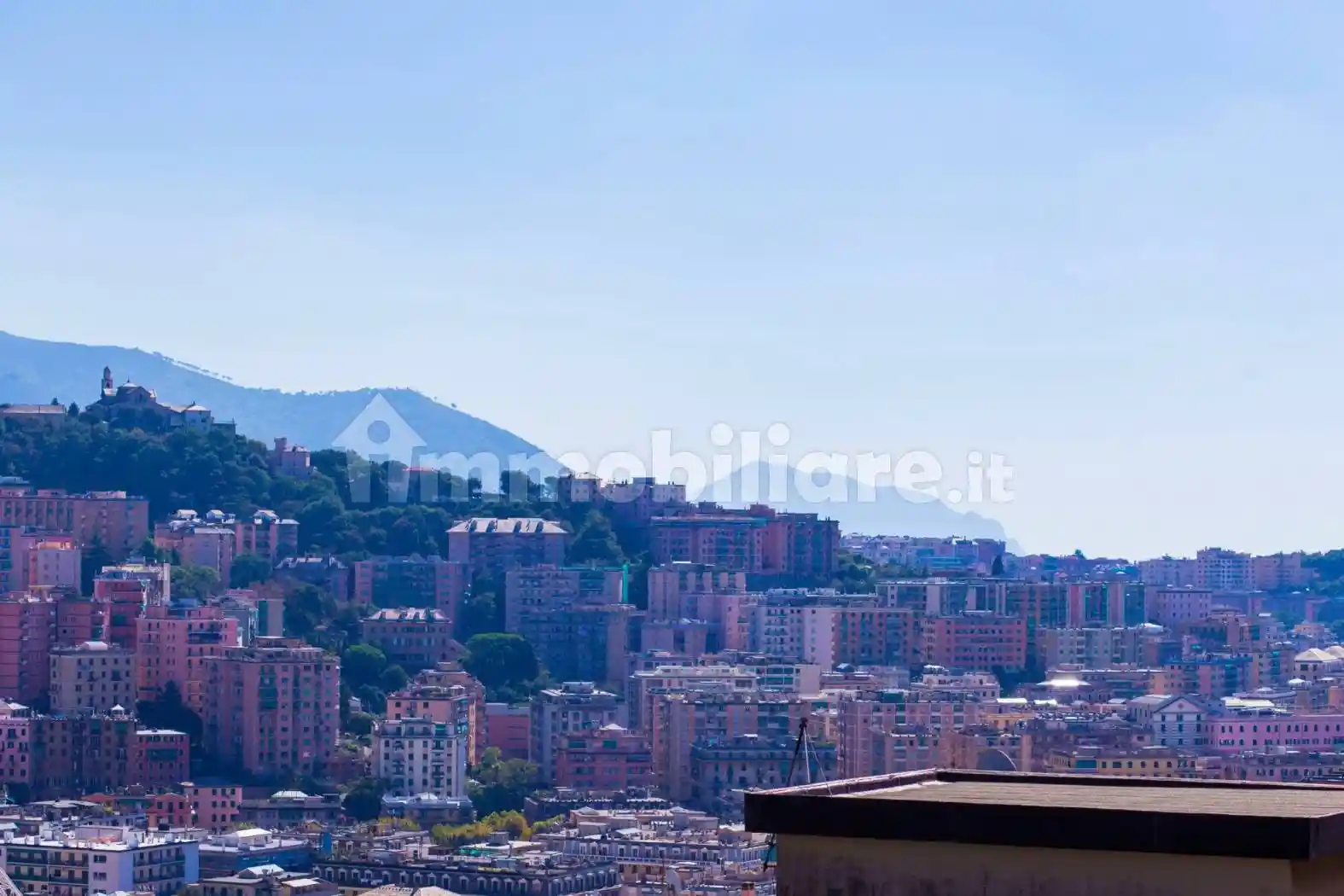 Appartamento in vendita a Genova