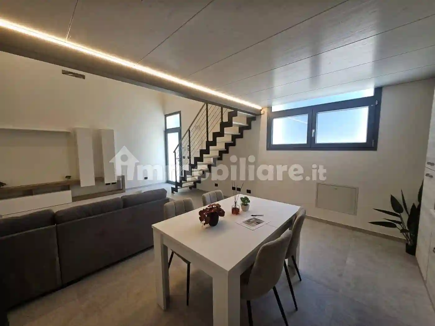 Loft - foto 5