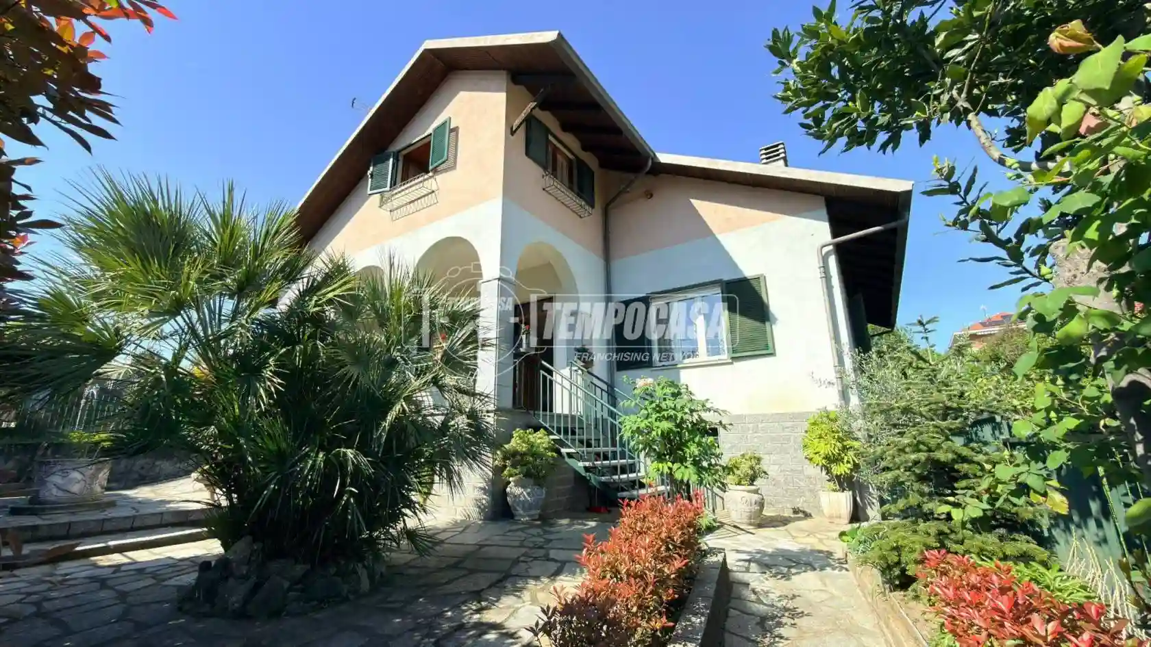 Villa - foto 2