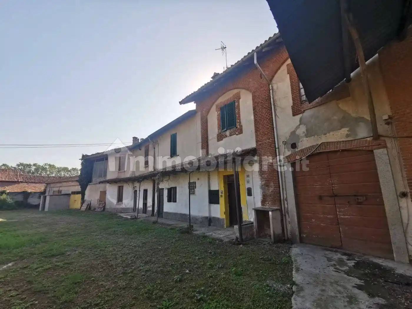 Rustico - Casale in vendita a Borgo San Siro