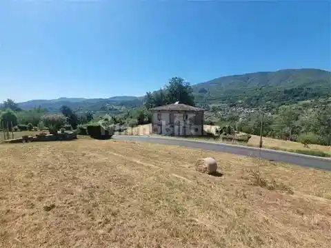 Rustico - Casale in vendita a Castelnuovo di Garfagnana