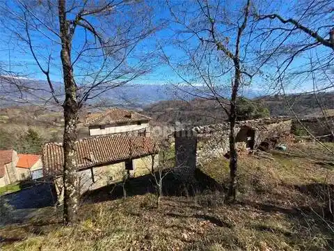 Rustico - Casale in vendita a Camporgiano