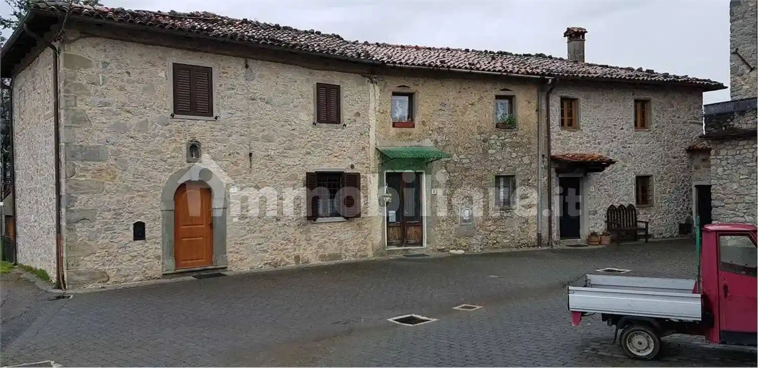 Villa in vendita a Molazzana