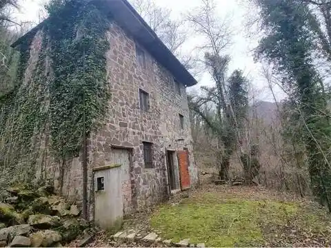 Rustico - Casale in vendita a Pescaglia