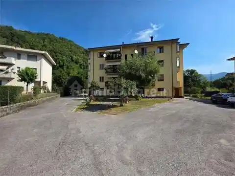 Appartamento in vendita a Castelnuovo di Garfagnana