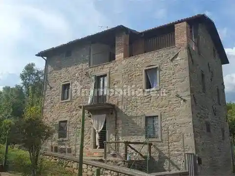 Rustico - Casale in vendita a Villa Collemandina