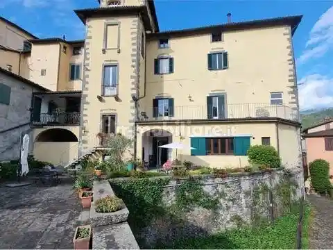 Appartamento in vendita a Castelnuovo di Garfagnana