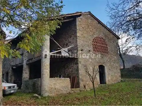 Rustico - Casale in vendita a Fosciandora