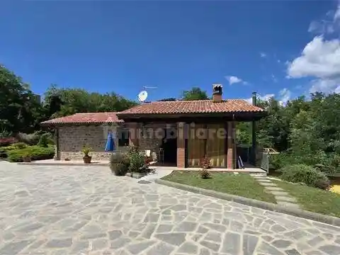 Rustico - Casale in vendita a Camporgiano