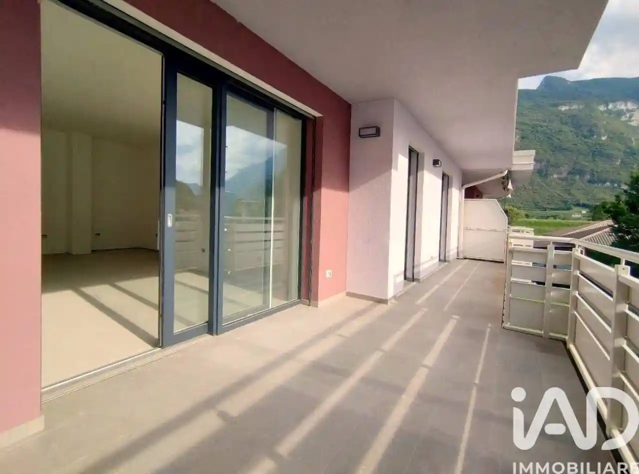 Appartamento in vendita a Avio