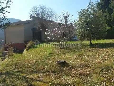 Villa in vendita a San Romano in Garfagnana