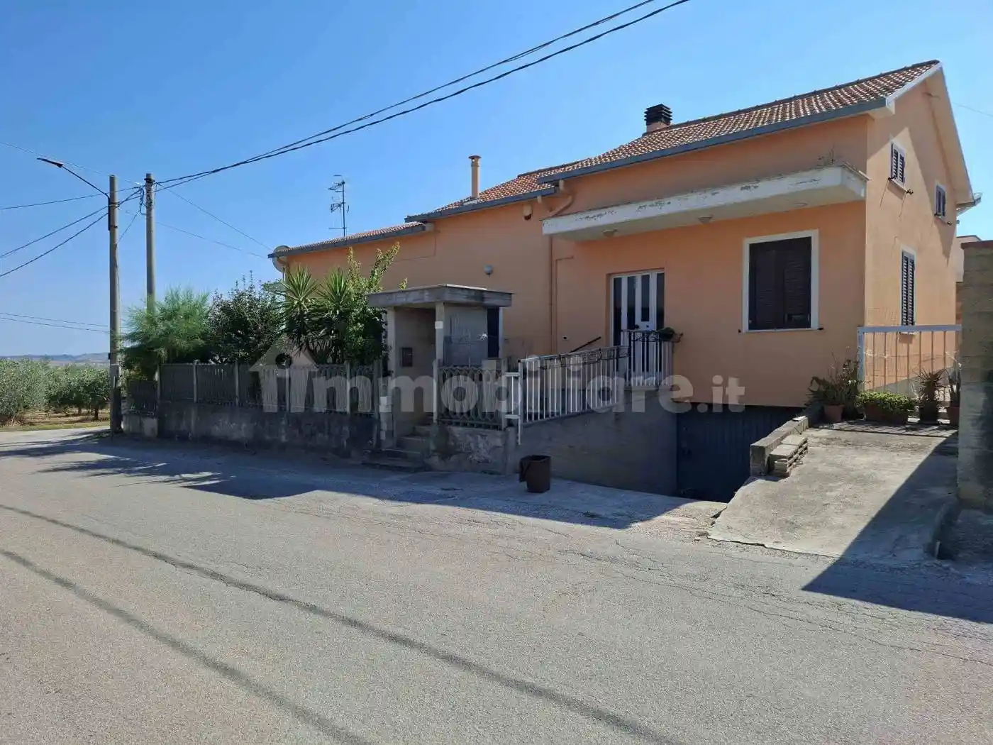 Casa indipendente in vendita a Nereto