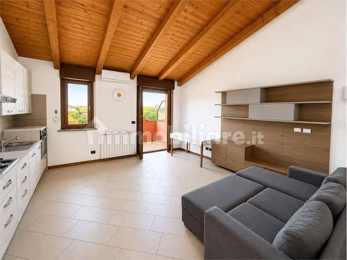 Appartamento in vendita a Bernareggio
