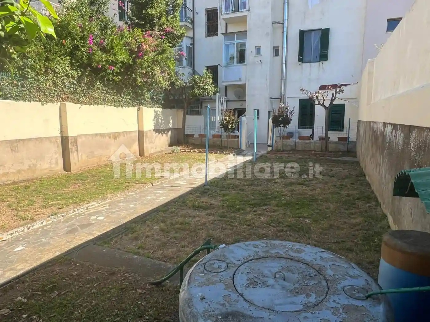 Appartamento in vendita a Livorno