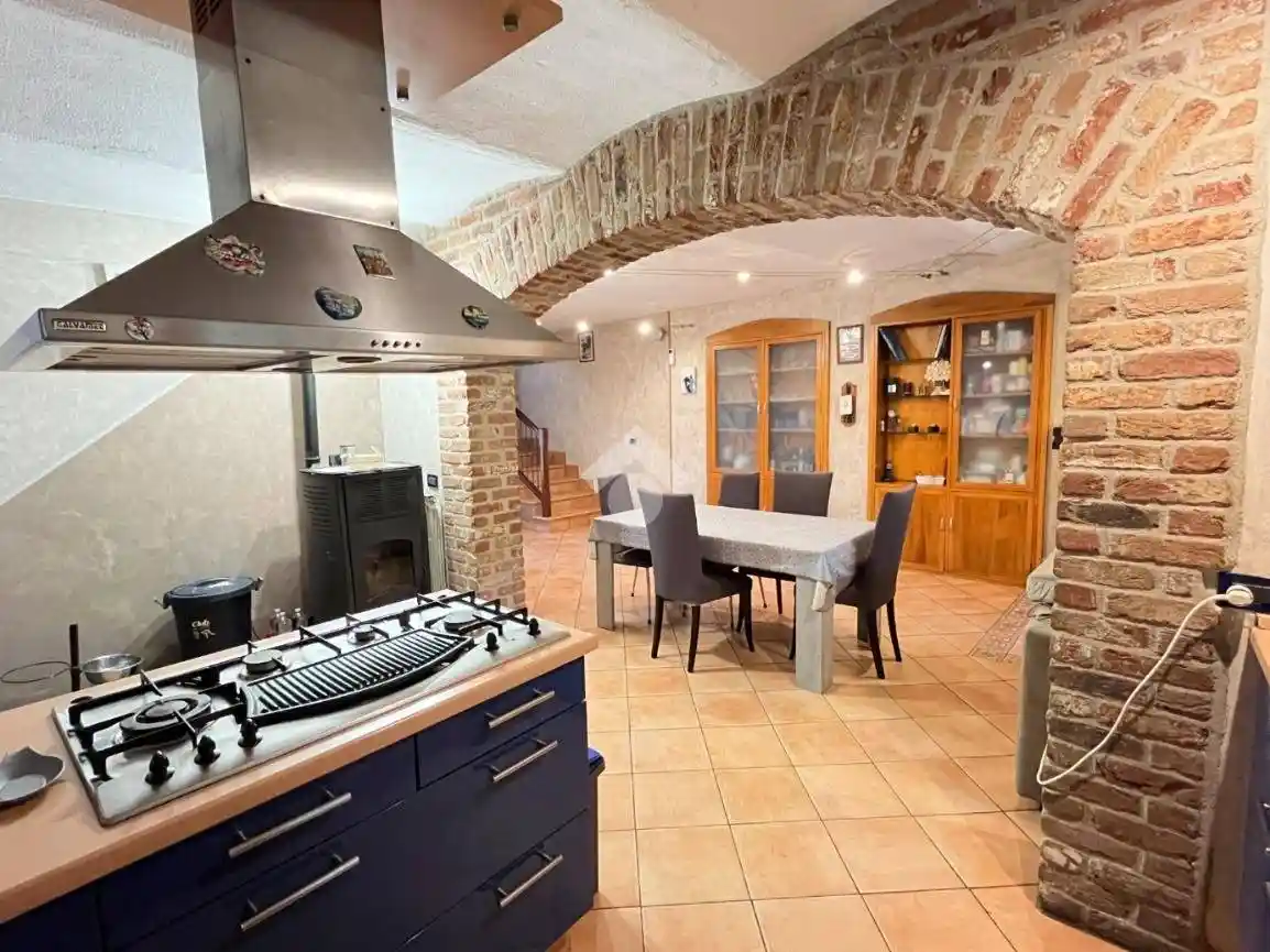 Villa in vendita a San Francesco al Campo