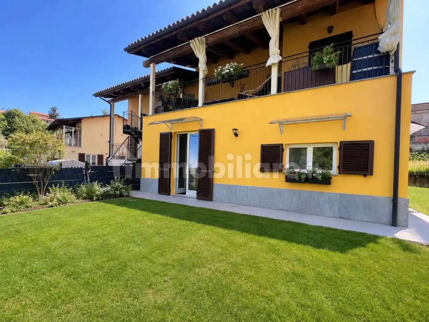 Villa in affitto a La Morra