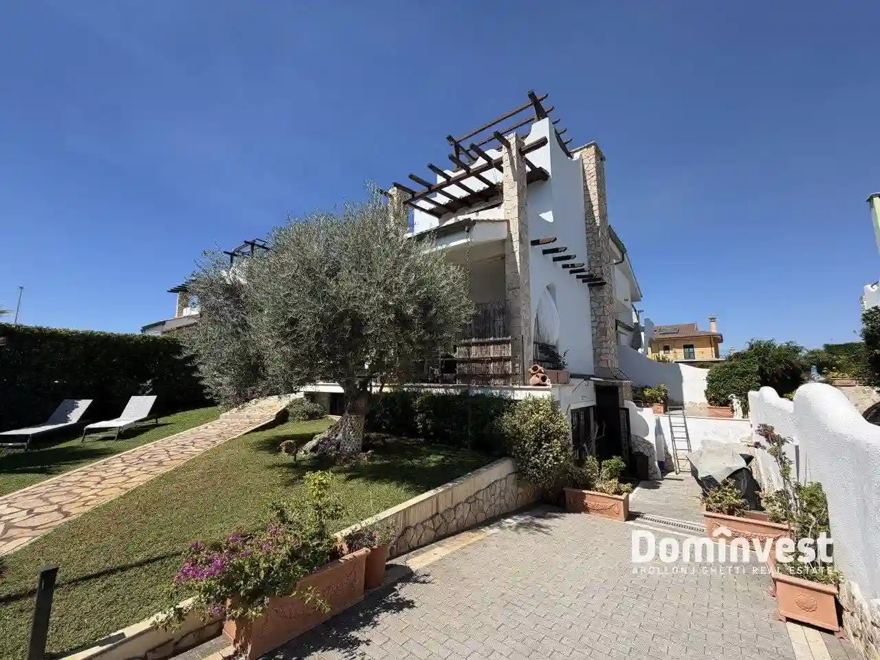 Villa - foto 2
