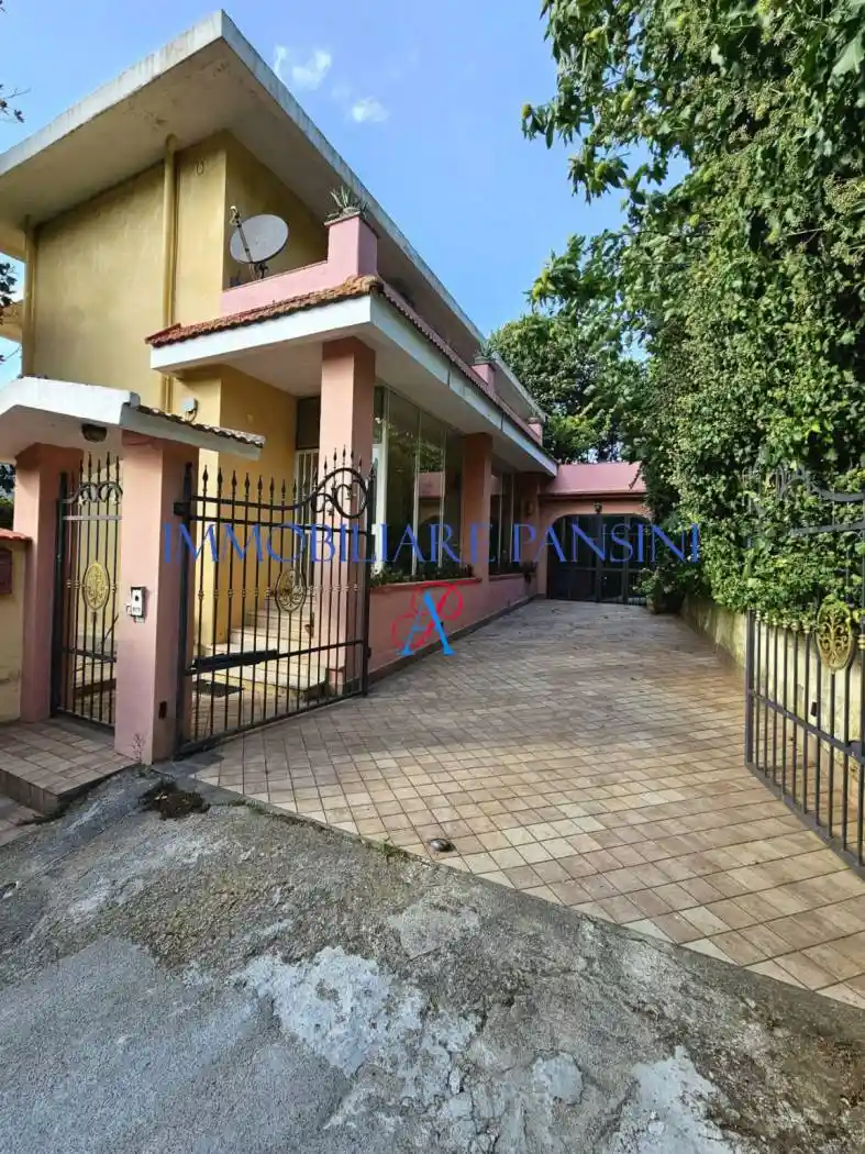 Villa in vendita a Catanzaro