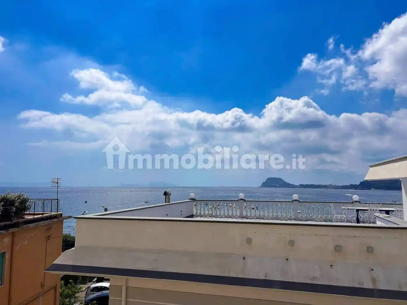 Appartamento in vendita a Pozzuoli