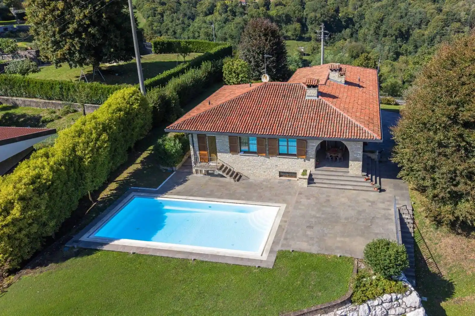 Villa in vendita a Almenno San Bartolomeo