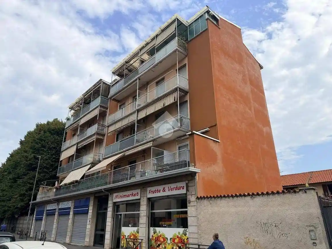 Appartamento in vendita a Monza