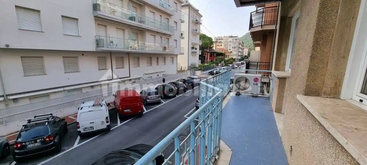 Appartamento in vendita a Alassio
