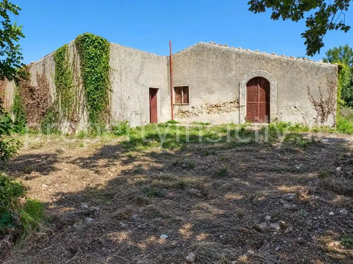 Rustico - Casale in vendita a Noto