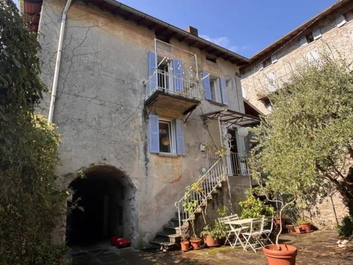 Casa indipendente in vendita a Laglio