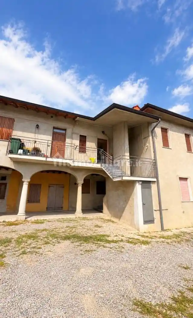 Appartamento in affitto a Carvico