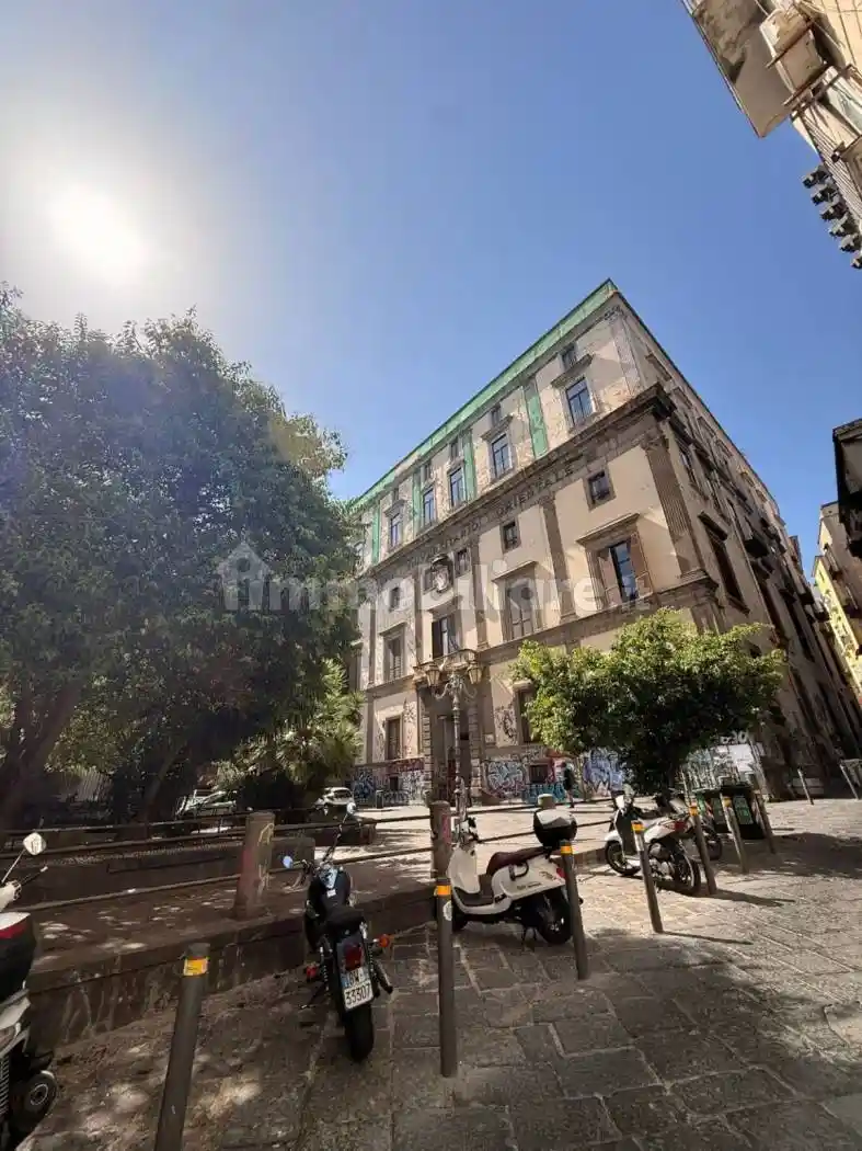 Appartamento in affitto a Napoli
