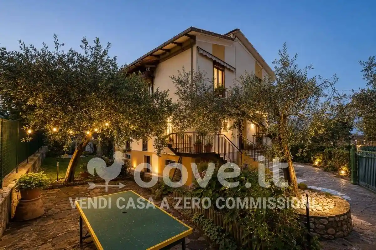Casa indipendente in vendita a Paciano