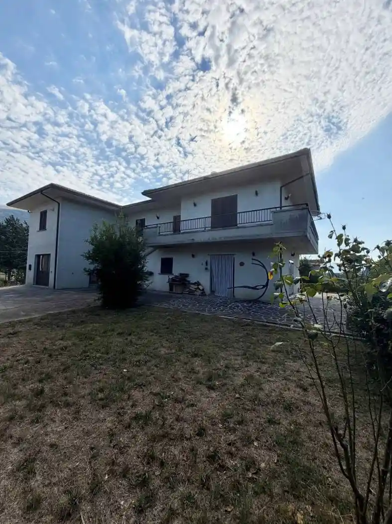 Villa in vendita a Costacciaro