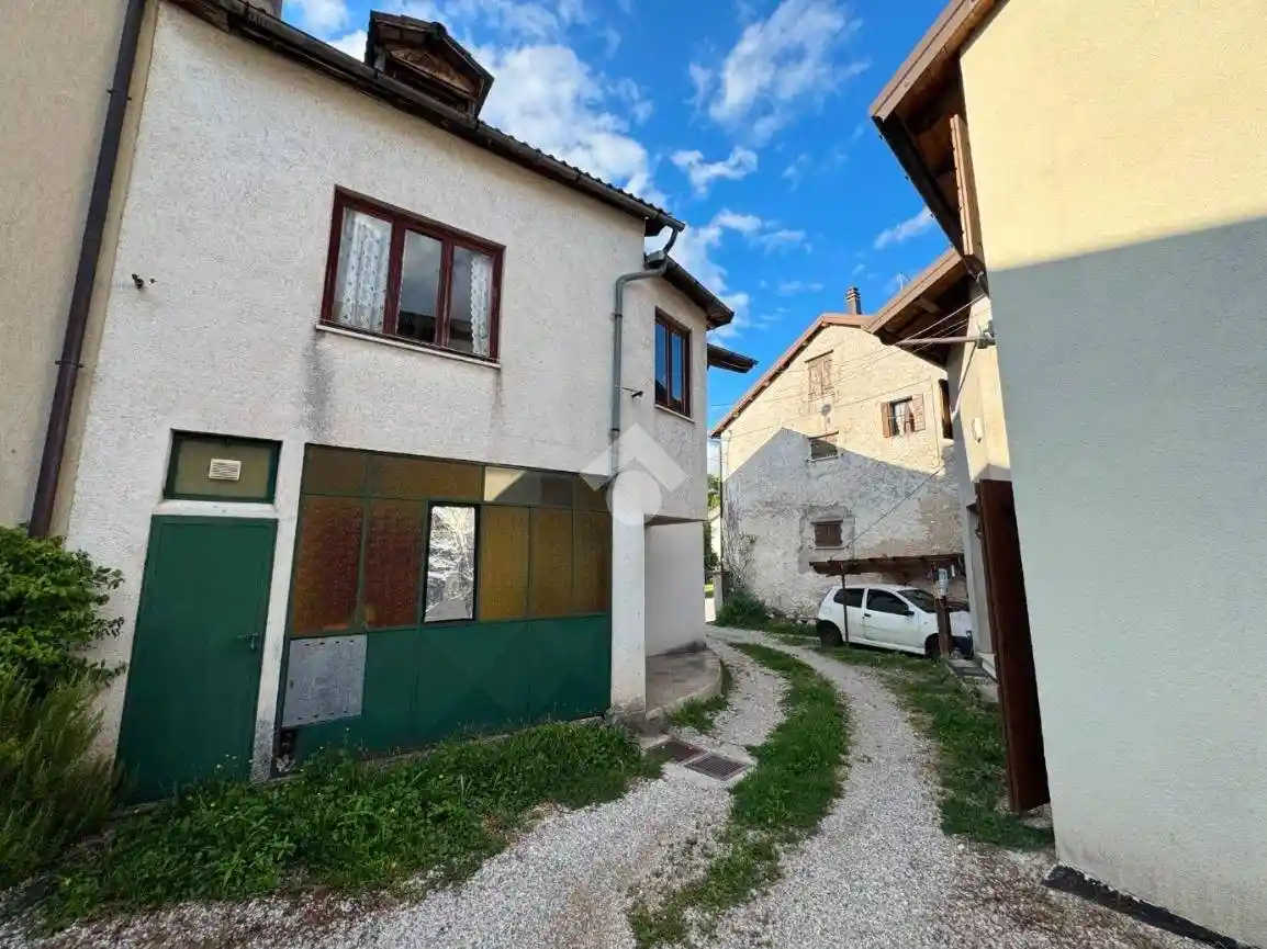 Rustico - Casale in vendita a Seren del Grappa