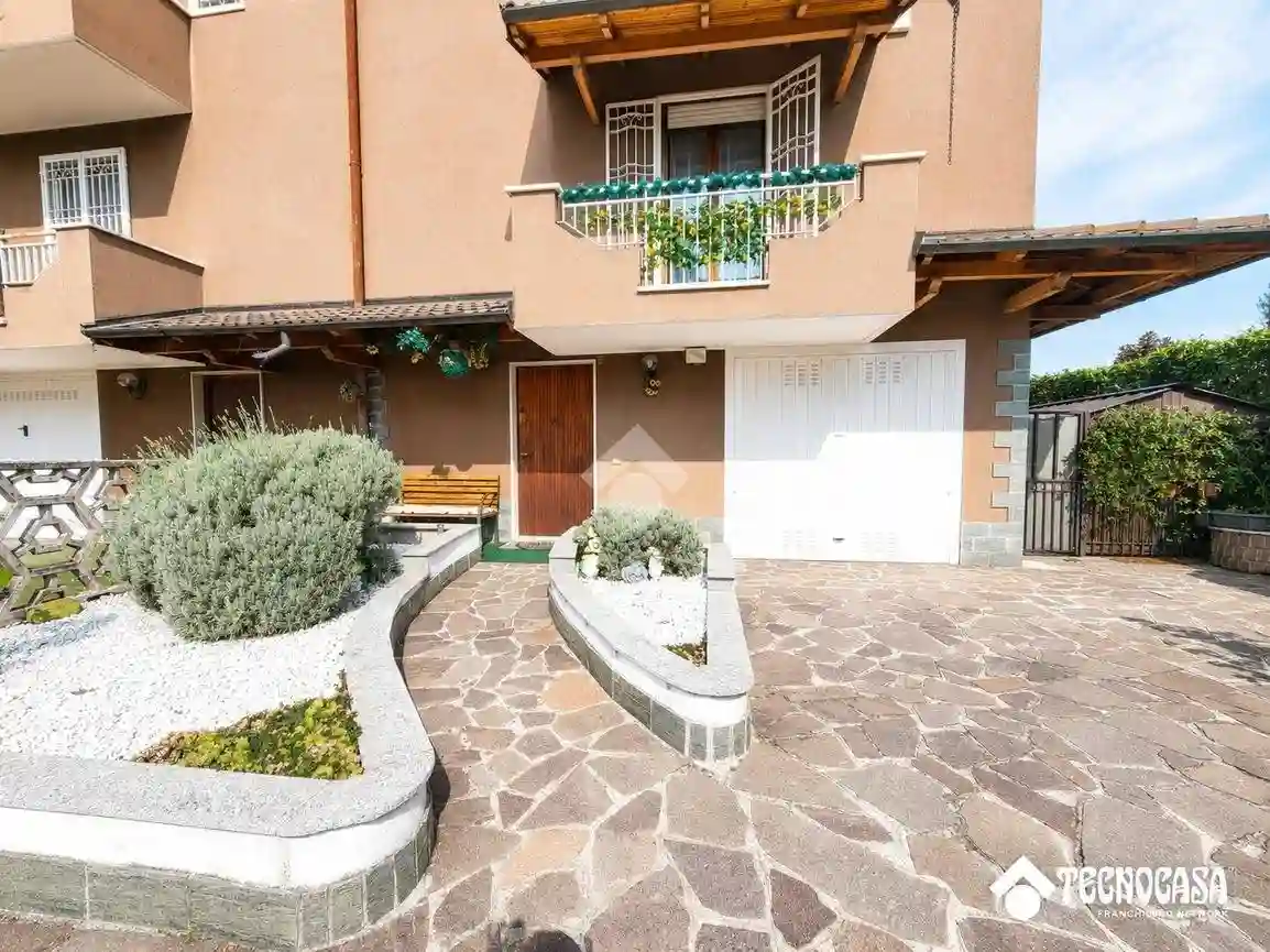 Villetta a schiera - foto 2