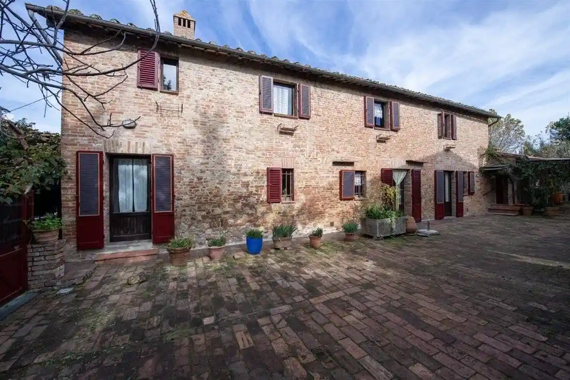 Rustico - Casale in vendita a Sovicille
