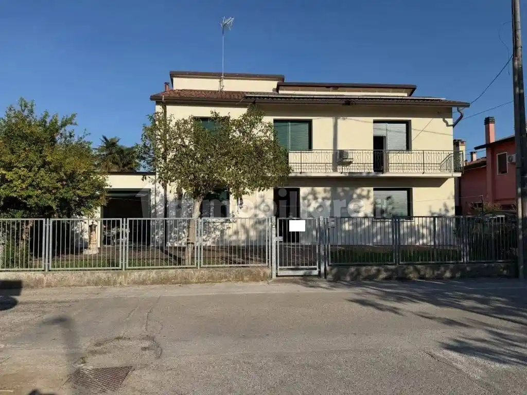 Villa in vendita a Mira