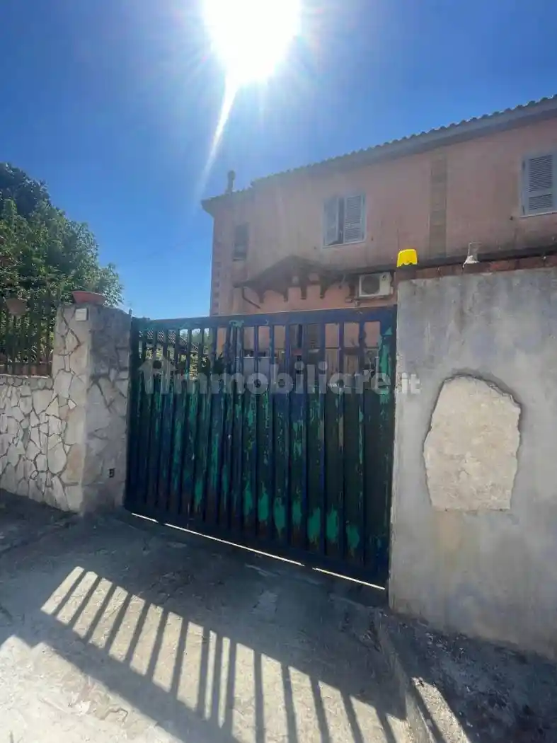 Villa in vendita a Giugliano in Campania