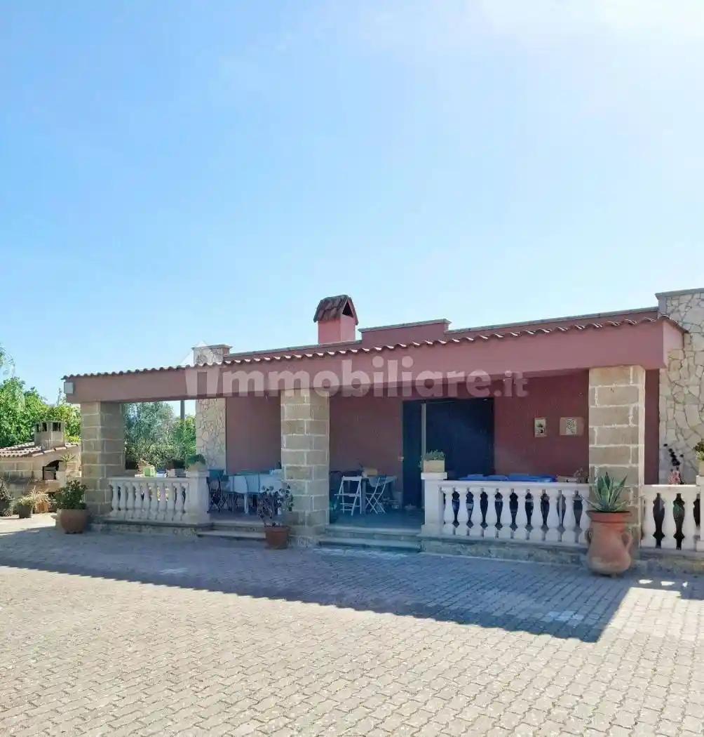 Villa in vendita a Matino