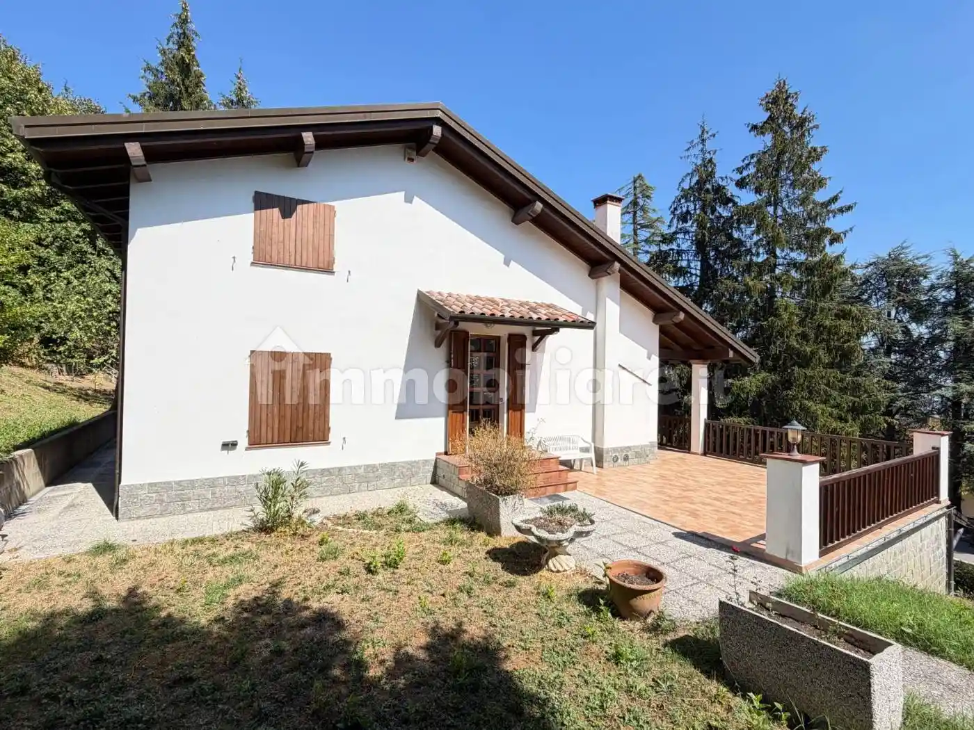 Villa in vendita a Serramazzoni