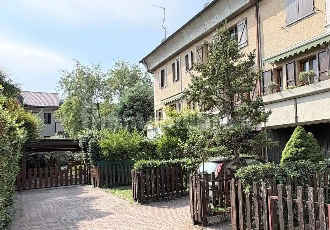 Casa indipendente in vendita a Seregno