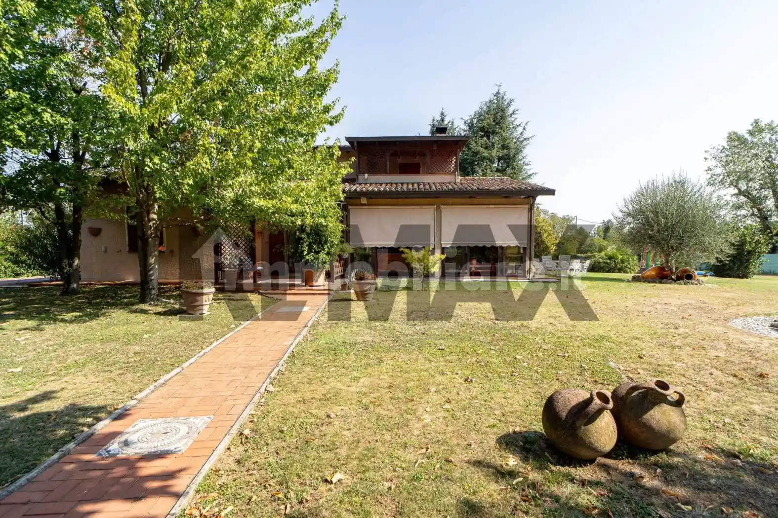 Casa indipendente in vendita a Lesignano de' Bagni