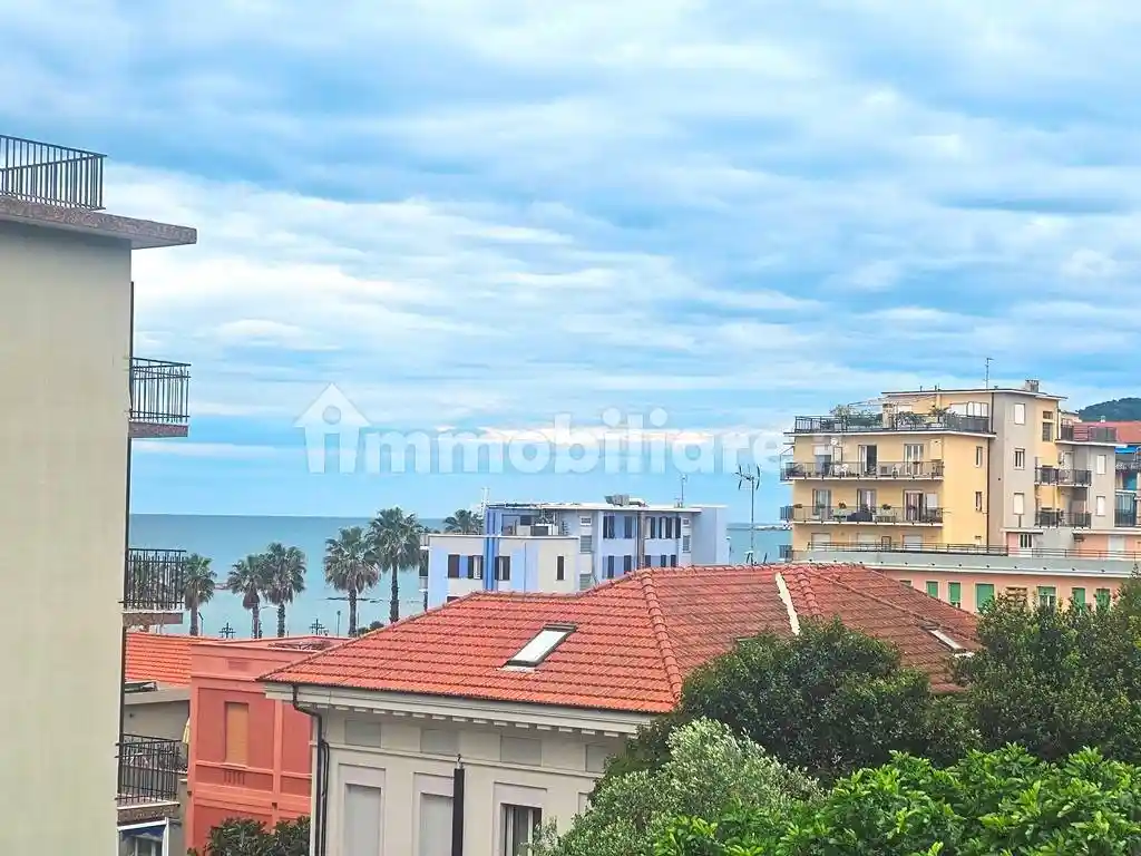Appartamento in vendita a San Bartolomeo al Mare
