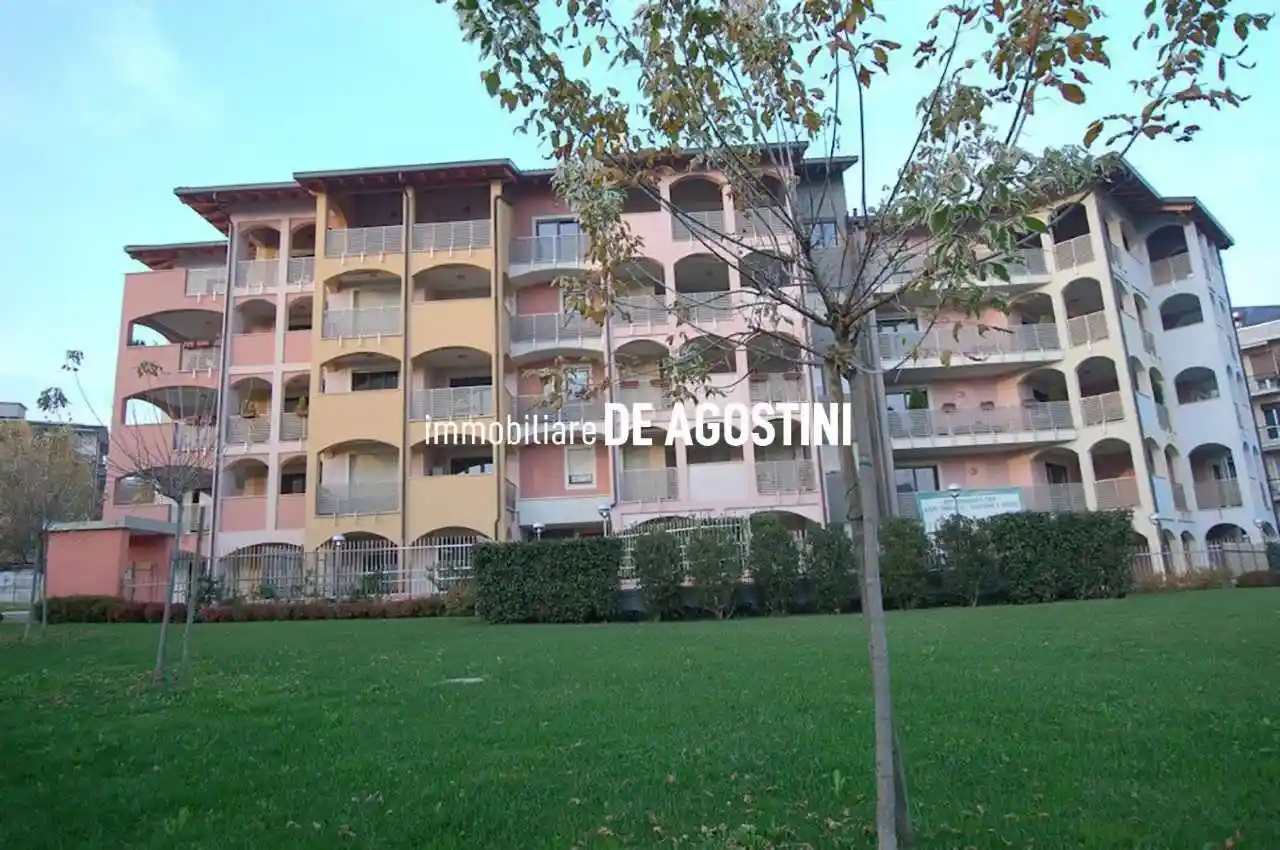Appartamento in vendita a Arona