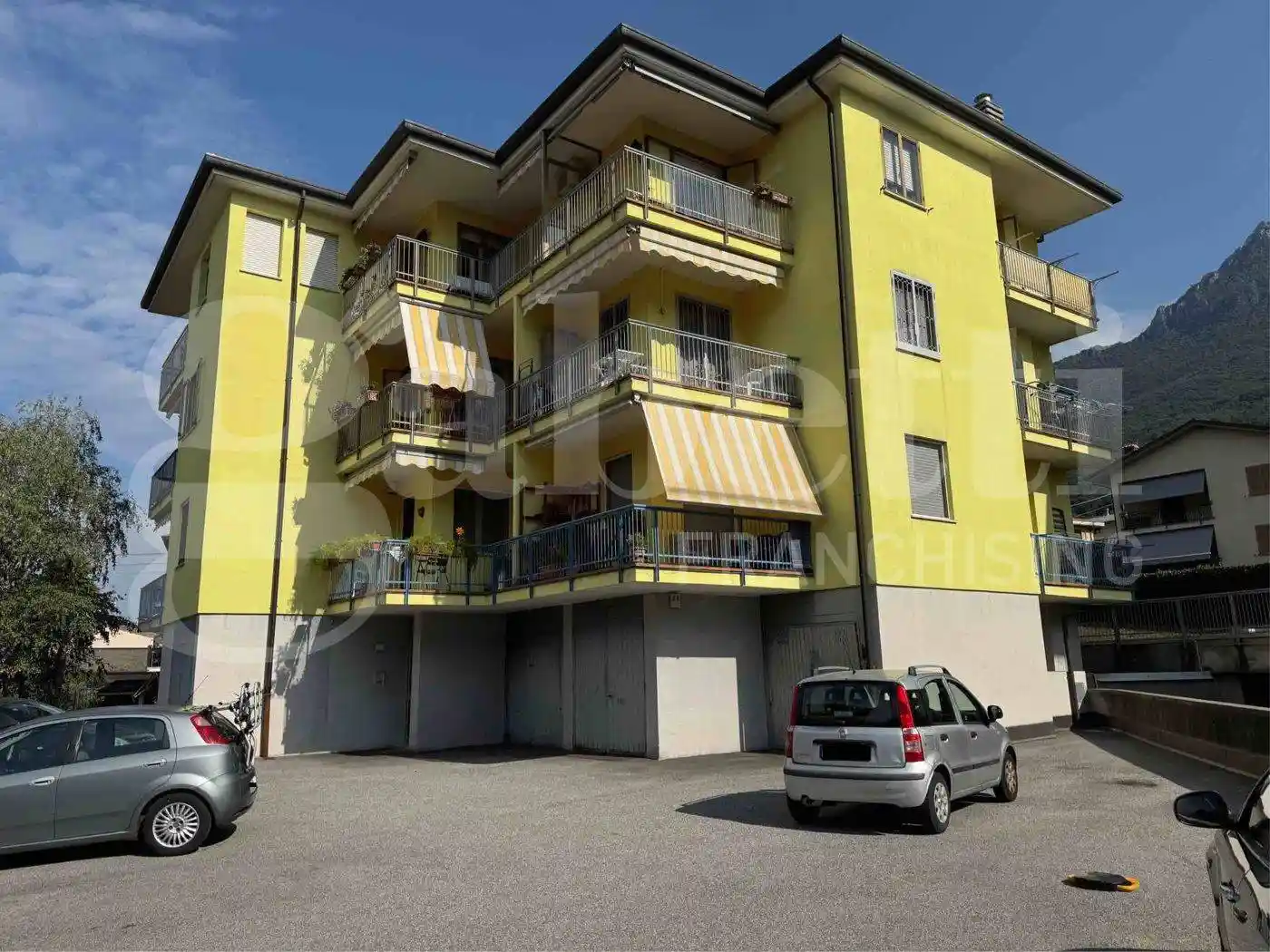 Appartamento in affitto a Abbadia Lariana