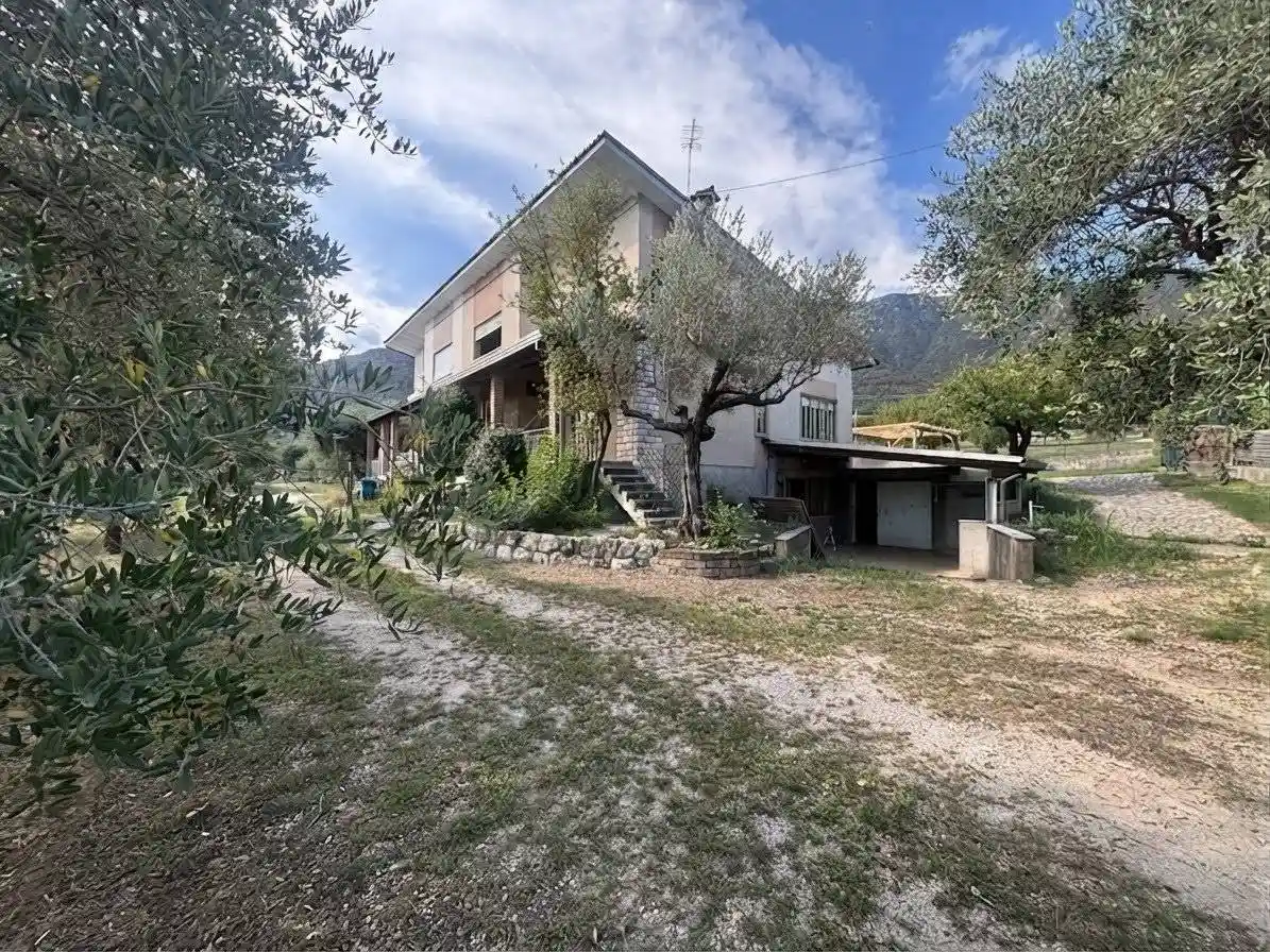 Villa in vendita a Borso del Grappa