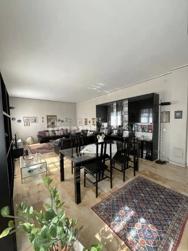 Appartamento in vendita a Pavia