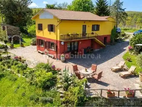 Rustico - Casale in vendita a Roccastrada
