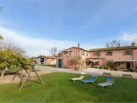 Rustico - Casale in vendita a Grosseto
