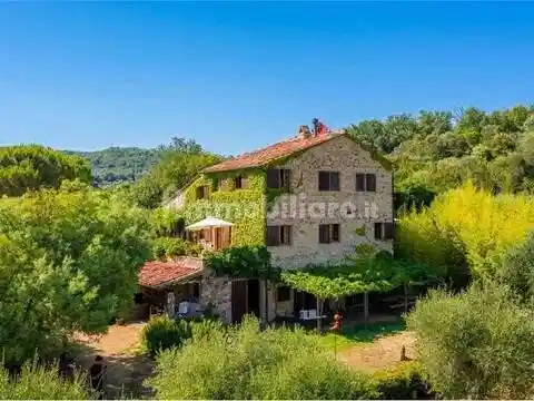 Rustico - Casale in vendita a Castiglione della Pescaia
